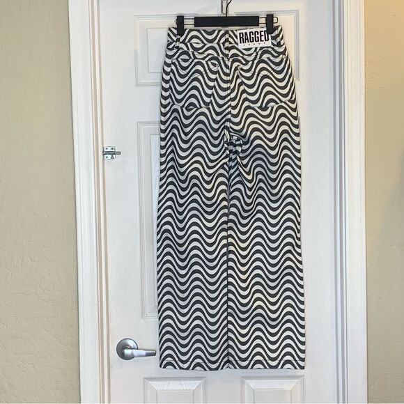 The Ragged Priest Wide Leg Dad Fit Black White Wave Print Jeans Size 24 - Picture 3 of 10